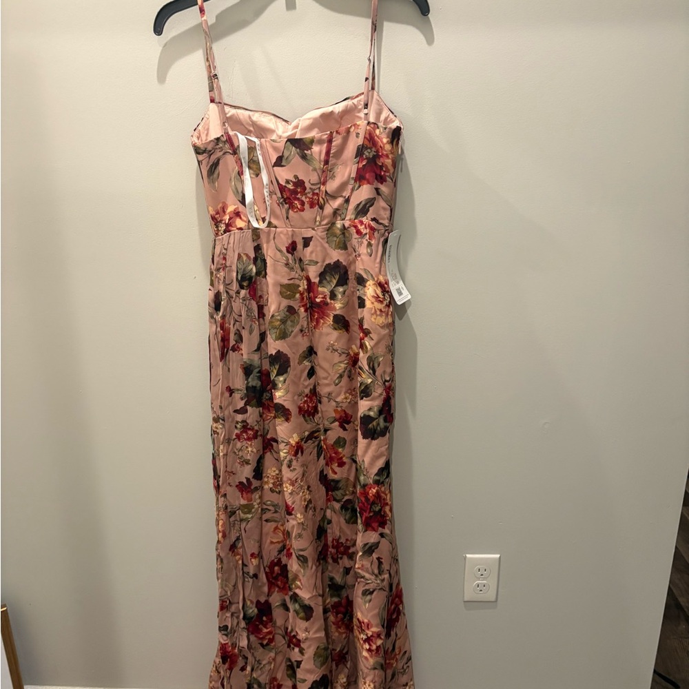 Aurra Meave Maxi Dress - Picture 9 of 11